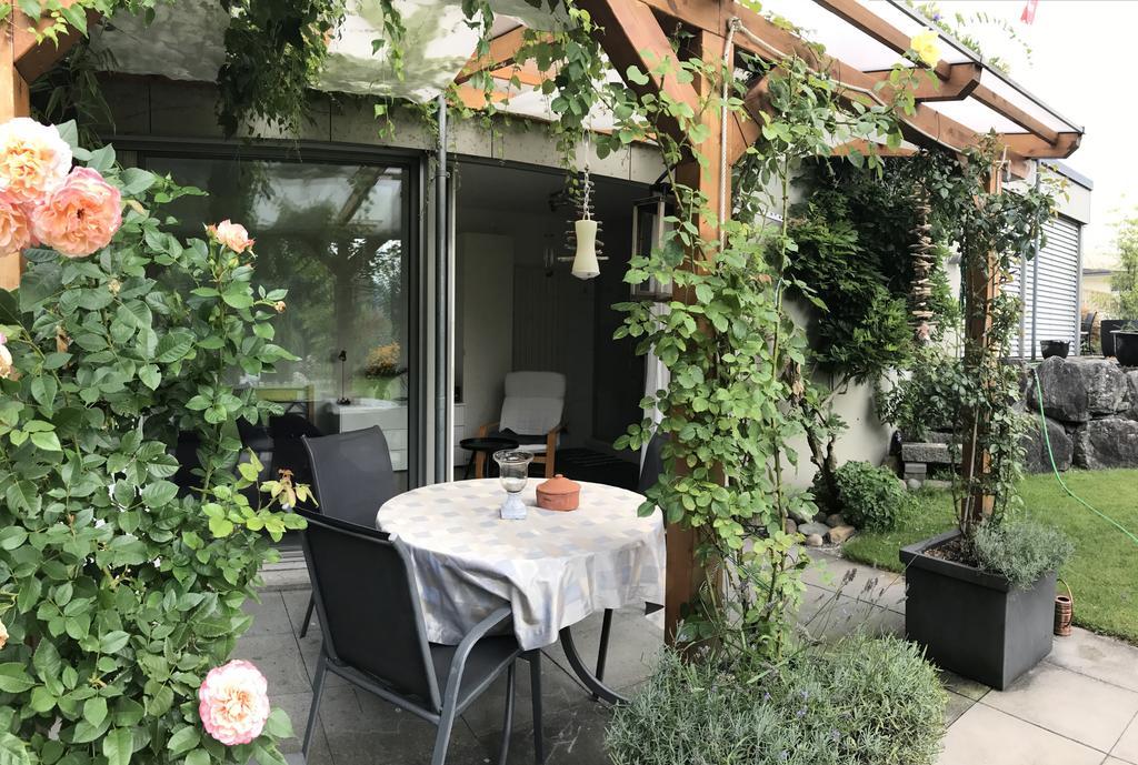 Haus Eleisa Apartamento Brunnen Exterior foto